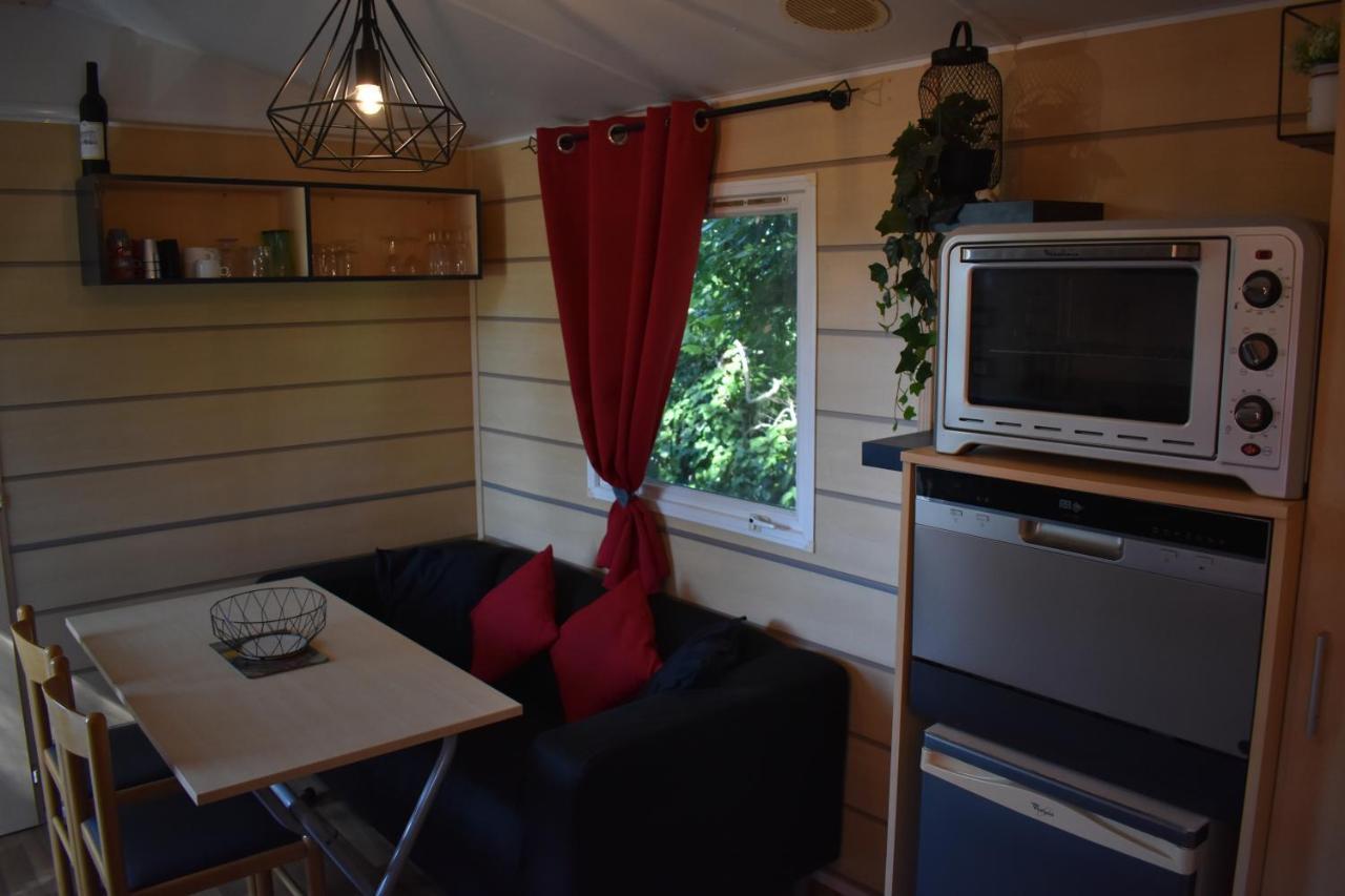 הייר Mobil-Home Sur Terrain Bucolique מראה חיצוני תמונה